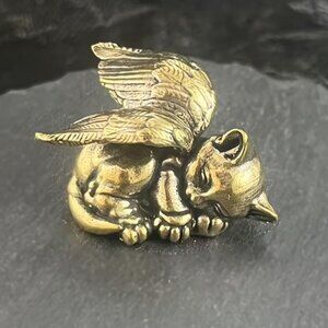 Guardian Angel Sleeping Cat Figurine - NEW - 0.80 in L x 1.20 in W